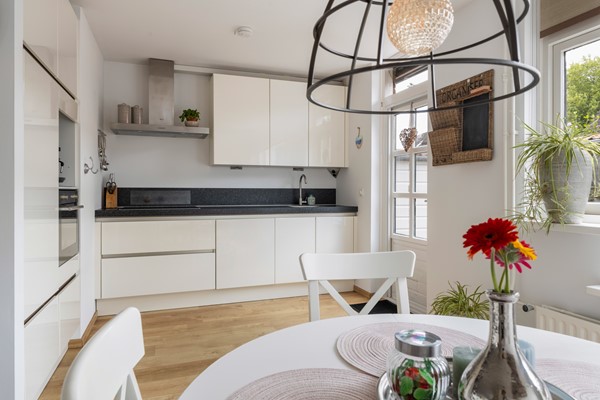 Medium property photo - Koningin Julianastraat 101, 4153 BX Beesd